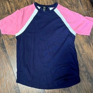 SOLD Forever 21 mens shirt